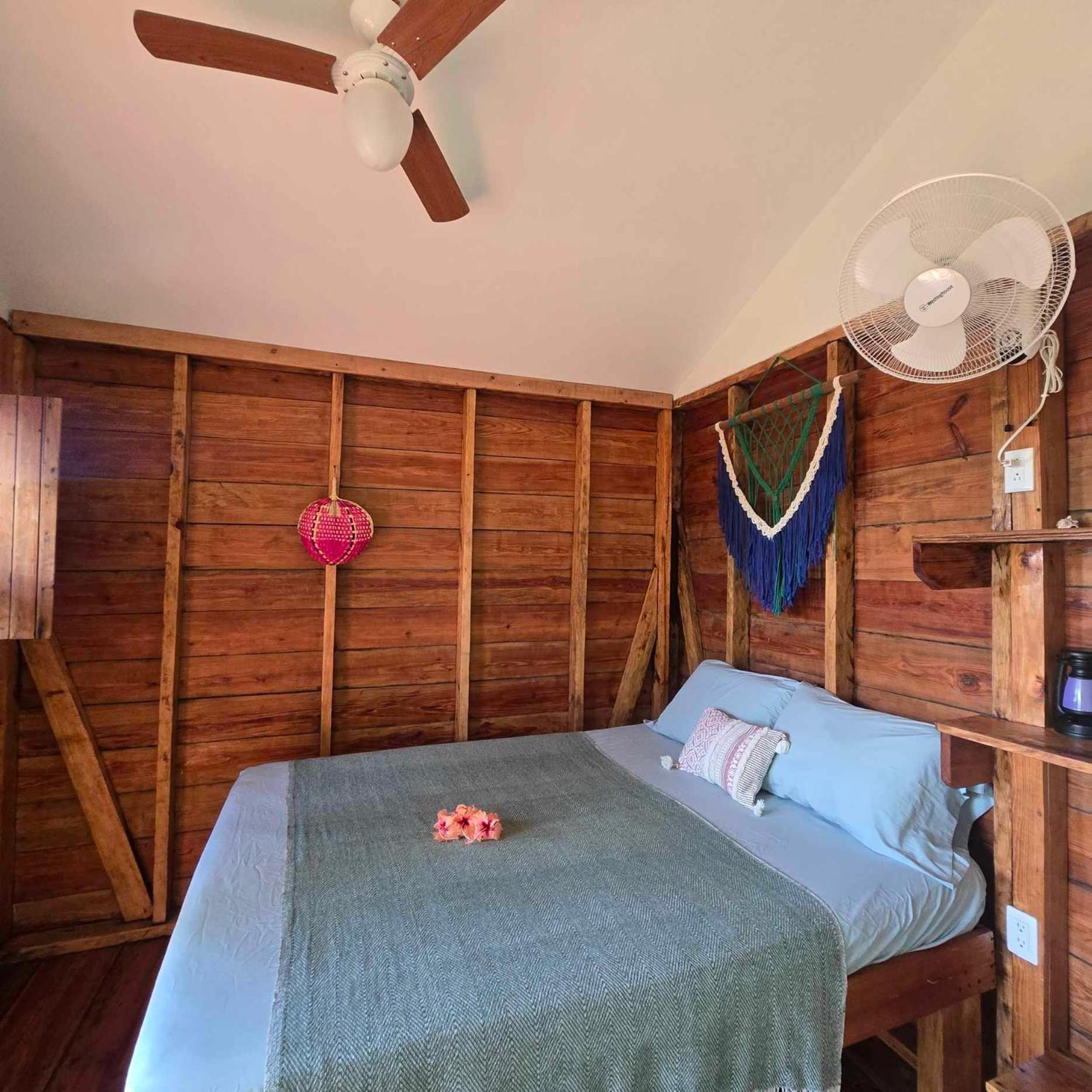 The Lighthouse Retreat, Little Corn Island, Nicaragua Hotel Buitenkant foto